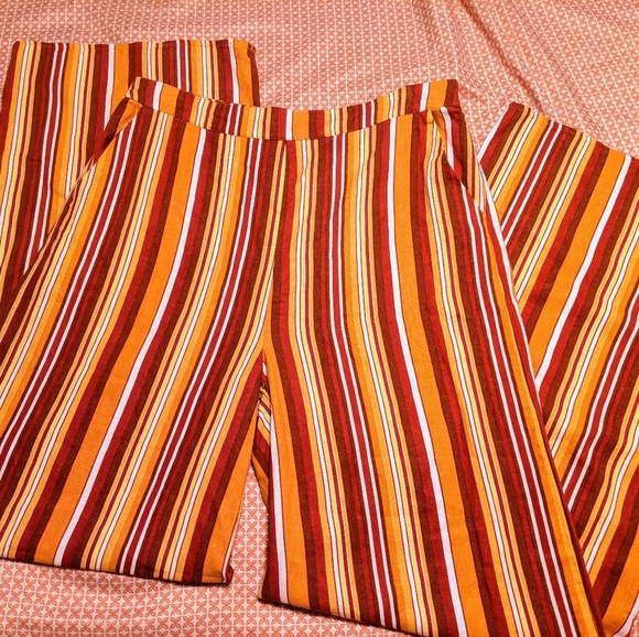 Forever 21 Pants - 70s throwback high waisted wide leg pants